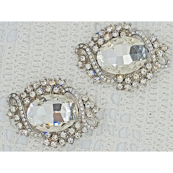 Pair Set Sparkling Rhinestone 2.5 x 2" Brooches Unbranded Quality Bridal Wedding - Picture 2 of 6